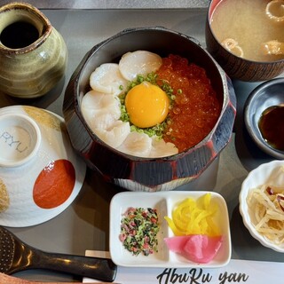 ひつまぶし　5点 𝐏𝐡𝐨𝐭𝐨 𝐛𝐲 𝐌𝐎𝐍𝐍𝐎- 札幌北𝟤𝟦条 | ひつまぶし専門店