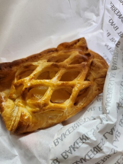 牛乳とメロンパン』by gonka440 : MELON LAB 逆井店 (メロン