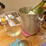 水色食堂 - ビーニャ ファレルニア シャルドネレゼルバ（チリ）