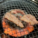 お肉屋さんの焼肉 まるやす - 