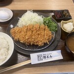 厚切りとんかつ 厚とん - 
