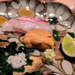 伯雲 - 鯛と赤ウニー。まだしっかり味濃い。
