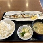 巣鴨ときわ食堂 - 秋刀魚塩焼き定食
