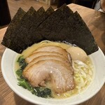 横浜家系ラーメン　三浦商店 - 