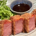 豚とバラの日々 - どでかハムカツ