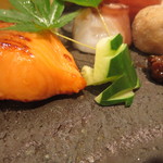 料理屋 植むら - カエル仕立てのキュウリ