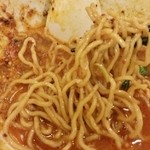 担々麺 ほおずき - 麺の量は少なめです。