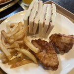 M‘sCAFE - 料理写真:ハムサンドイッチ