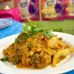 東桜パクチー 金山店 - カニのカレー炒め