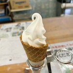 319685595 - ソフトクリーム…税込500円