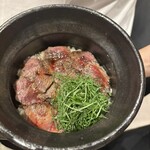 炉端ともつ煮 炎 - 