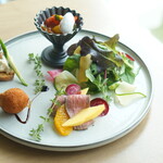 OoSORA - 料理写真:季節の前菜とサラダ