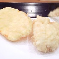 天ぷら 逢坂 - <'14/10/23撮影>天ぷら定食 1450円 の2品目 薩摩芋、3品目 きす