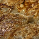 サンコウエンチャイナ・カフェ アンド ダイニング - 名物肉汁大餃子