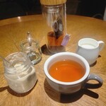 SMOKE DOOR - 食後のティー