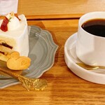 あひる菓子店 - あひるブレンドのホットコーヒー