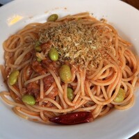 渋谷アチェーゾ - パスタA  アサリのラグーと枝豆・香草パン粉のトマトソース