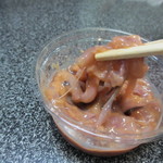 スタミナ焼肉鉄板王 - ご飯は一緒に頼んだ特製イカの塩辛１９０円でいただきました。
