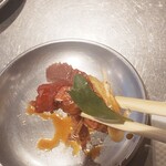 焼ジビエ 罠 - 大葉が合います