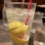 グリルキャピタル東洋亭 ポルタ店 - レモンスカッシュ