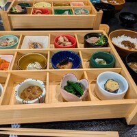 花かぐら - 小鉢は、和風、洋風、スパイシー　と、其々趣向を凝らしたお料理でした。