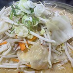 あじわい食堂 - 『あじわいラーメン』のトッピング