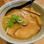 麺屋空間 - 濃厚豚骨味噌ラーメン