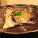 桜田 - 「ぐじ（甘鯛）の頭焼（かぶと焼）」　(2014/10)