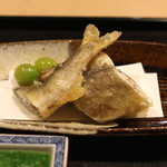 桜田 - 「子持鮎の煎りだし（揚げ）」　(2014/10)