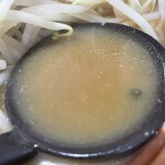 あじわい食堂 - 『みそラーメン』のスープ