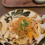 沖縄郷土料理あわもり ゆうなんぎい 名古屋鶴舞店 - 日替り　豚バラおろしポン酢炒め
