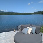 ao LAKESIDE CAFE - 映えるソファ席はカップルには嬉しい！？