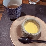鳥さと - こだわり卵の濃厚プリン