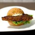 ザ・シティ・ベーカリー - フィッシュカツレツ。