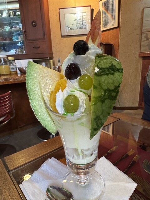 山茶花（サザンカ）- 酒田の隠れ家喫茶店で本格コーヒーと手作りスイーツを堪能