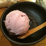 こけら - 紫芋アイス380円