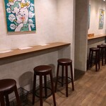 京かき氷 つみき - 店内カウンター席の様子～!!( ^o^)ﾉ