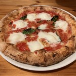 ピッツァ製作所 zizi - 