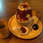 ショコラ工房MANYAMA - よるごおり ショコラ・自家製きび糖練乳・ガトーショコラ・玄米茶