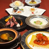 大海老のチリソース・あわびのオイスター煮込み・黒毛和牛など全7品