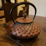 蕎麦 ほしの - そば湯。鉄瓶で。白濁濃厚系でした。