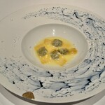 319733583 - 