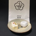 梅花亭 - 佛蘭西万頭　梅もなか