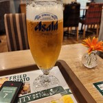 フレッシュネスバーガー - ハッピーアワーは毎日16時〜グラスビール290円！