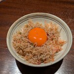 木山 - ちりめんじゃこ丼~卵黄乗せ