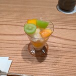 木山 - シャインマスカット、梨、柿を白ワインのゼリーで