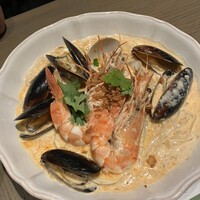 COLONIAL BEACH 横浜ハンマーヘッド - 