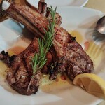 トラットリア フランコ - 骨付き仔羊肉のグリル✨️