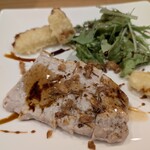 酔月 はなれ - 新冠黒豚トリュフ醤油のソテー、とうもろこしの天ぷら