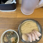 RAMEN JUNKEYZ - しょうゆつけそば（1050円）＋特製（400円）＋大盛り（100円）